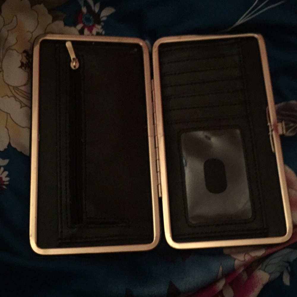 Wallet - Picture 2 of 3